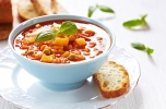 Minestrone soup with bread